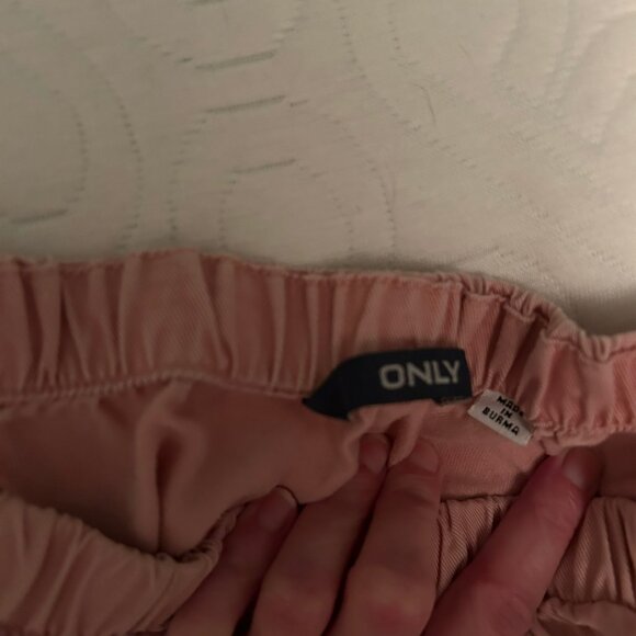 Womens off the shoulder shirt - Picture 2 of 4